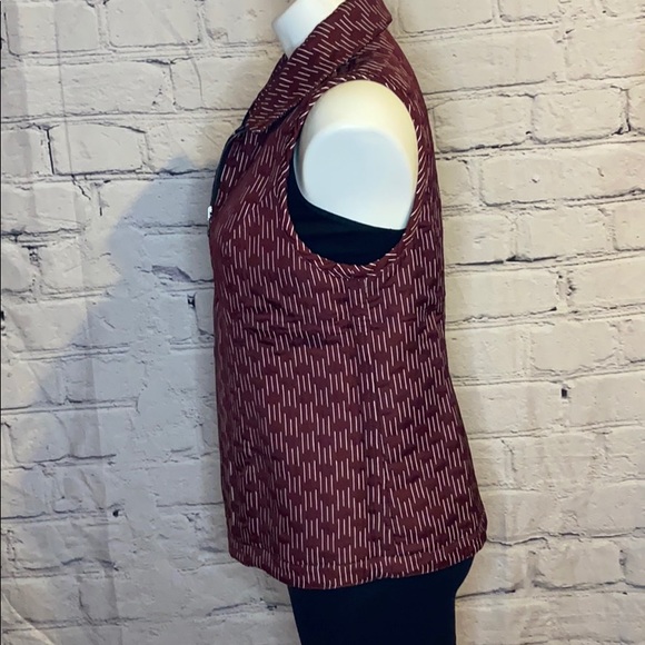 Reversible vest - Picture 4 of 6